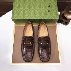 Gucci Leather Shoes